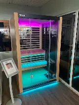 Rec Pool and Spa photo 4