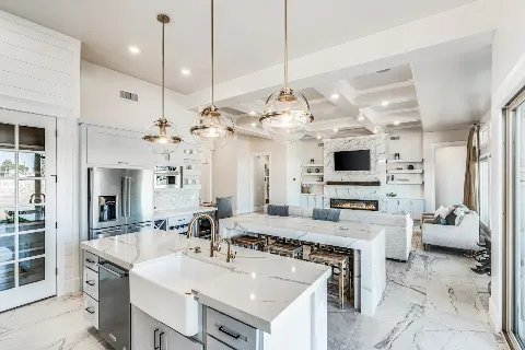 Diamond Homes photo 1