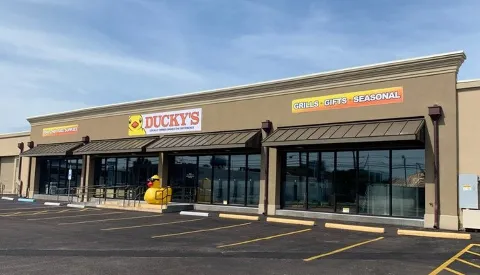 Ducky's Pools, Hot Tubs & Living in New Orleans
