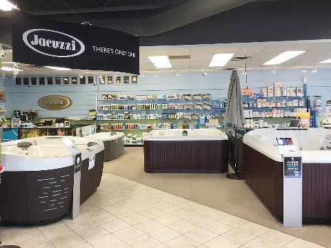 Premium Pool and Spa photo 1