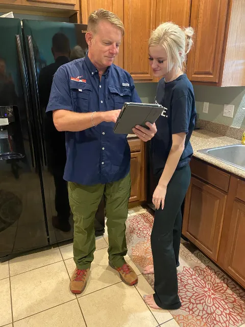It's Bugs Or Us Pest Control - Tyler in Tyler