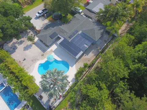 Sunectric Solar, LLC in Coral Springs