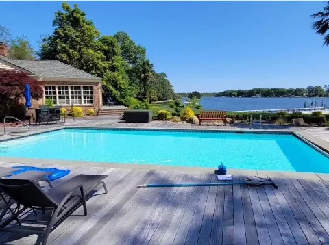 Panda Pools photo 1