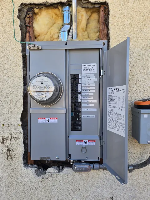 Blue Moon Electrical photo 1