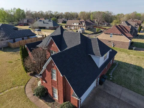 K&M Roofing & Exteriors in Memphis