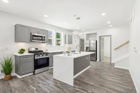 L&C builders Contractors in Pittsburgh