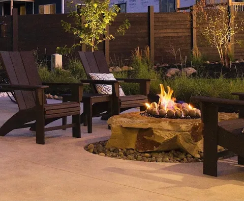 Luxury Landscape in Lincoln