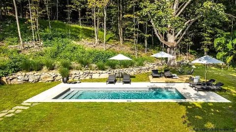 Aqua Jet Pools & Spas in Kingston