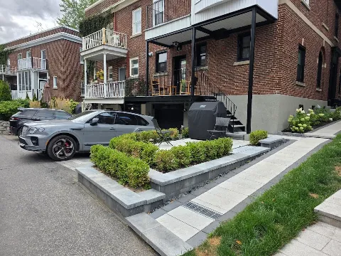 M R G Construction Inc in Montreal