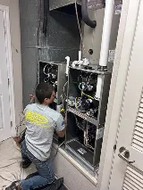 Aelott AC. Heating. Plumbing photo 2