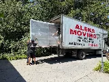 Aleks Moving photo 2