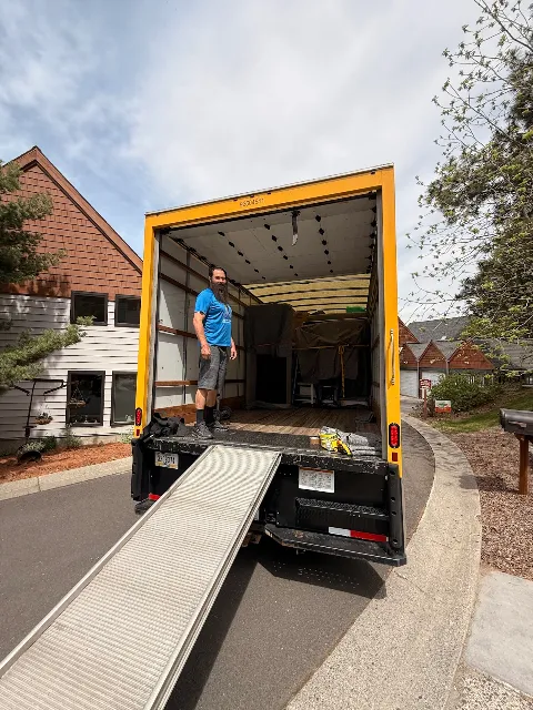 Keeping It Easy Moving photo 1