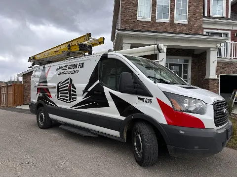Saskatoon Garage Door Fix in Saskatoon