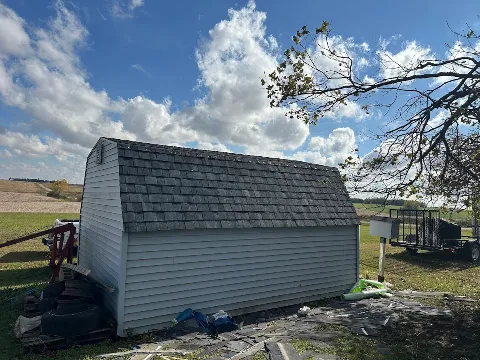 Walter Roofing - Des Moines in Des Moines