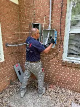 GUZMAN ELECTRIC LLC - ARLINGTON photo 3