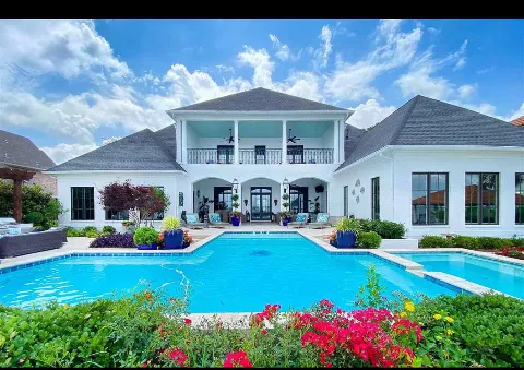 Bob's Pool Service in Jackson