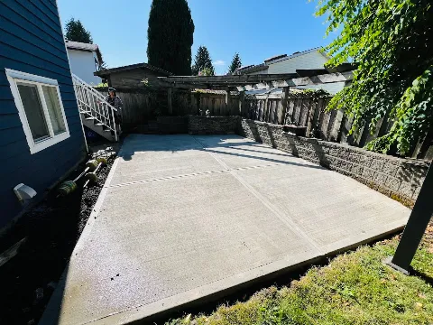 Paramount Concrete Ltd in Delta