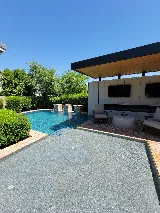 Sterling Grove photo 6