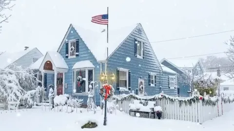 Cleveland Artisans Painting in Cleveland