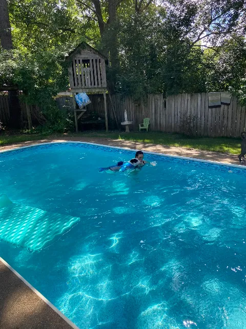 Goin Swimmin Pool Service & Supply photo 1