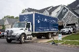 2 Dudes Moving