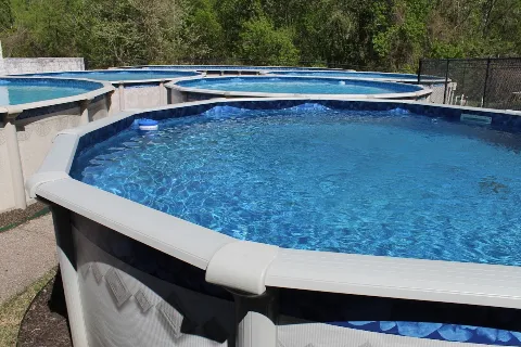 Smith Pool photo 1