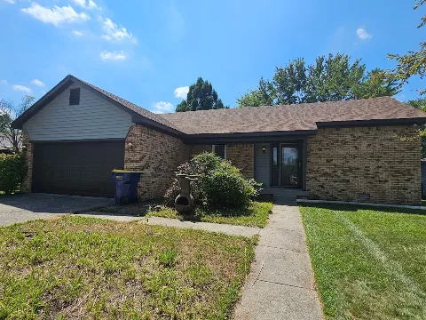 Amos Exteriors photo 1