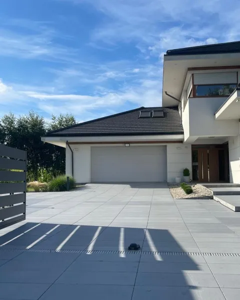 KingsGate Luxury Homes Inc. in Toronto