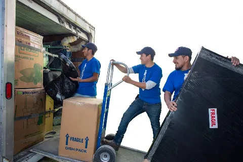Zoomalo Moving & Storage photo 1