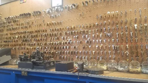 Deckelman's Locksmiths photo 1
