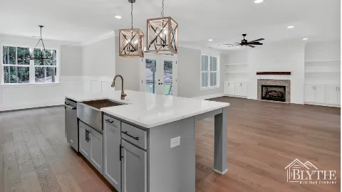 Blythe Building Company in Columbia