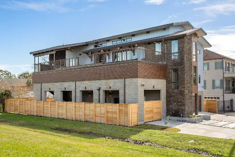 Pentek Homes photo 1