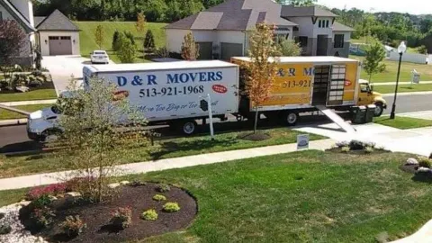 D & R Movers photo 1
