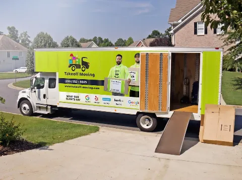 Takeoff Moving Company in Toronto