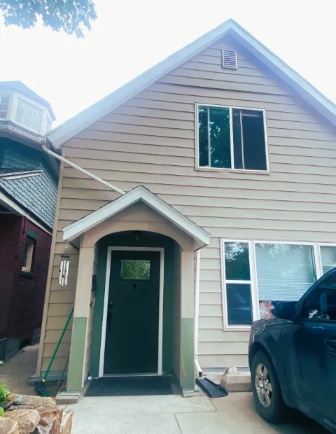 Peretz Roof Repair and Replacement photo 1