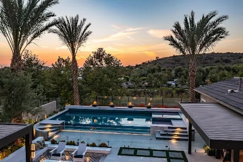 Aquagreen Pool & Landscape photo 1