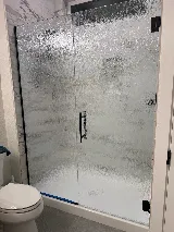 PNW GLASS & MIRROR