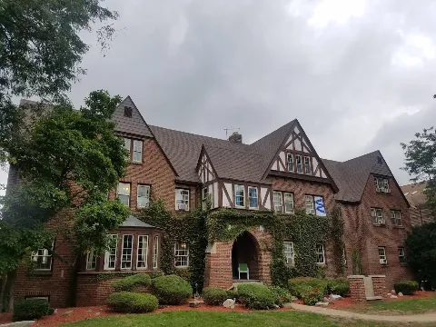 Advanced Roofing & Exteriors, LLC in Des Moines