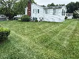 Harris Lawn & Landscape photo 3