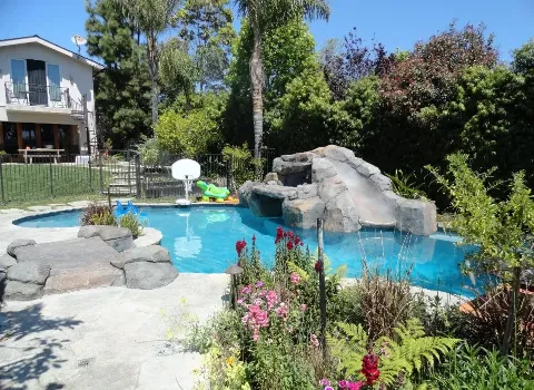 Rosales pool and spa construction photo 1