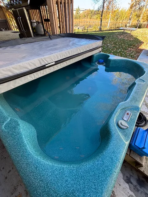 Aquaholic Pool & Spa Services photo 1