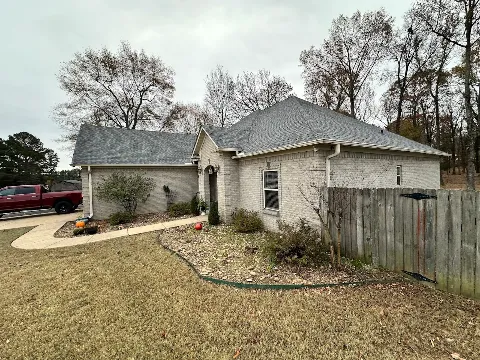 Elevate Roofing & Construction in Little Rock