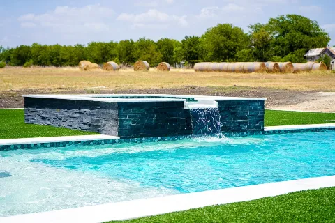 Maximum Pools and Spas LLC in Schertz