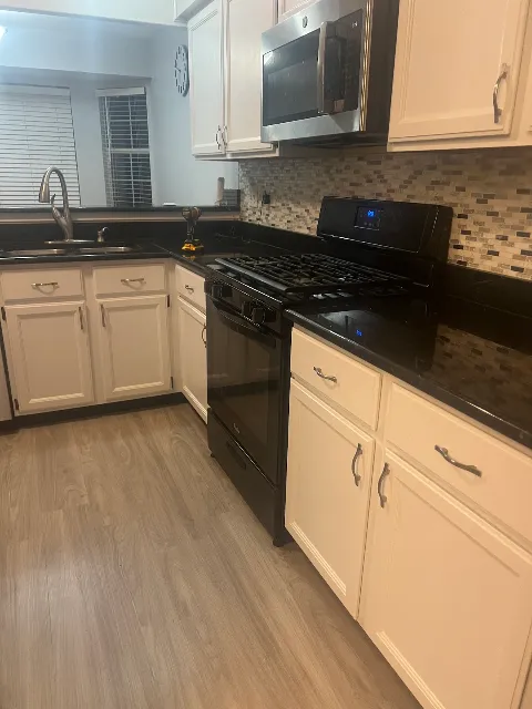 L&G BANDA'S PAINTING LLC photo 1