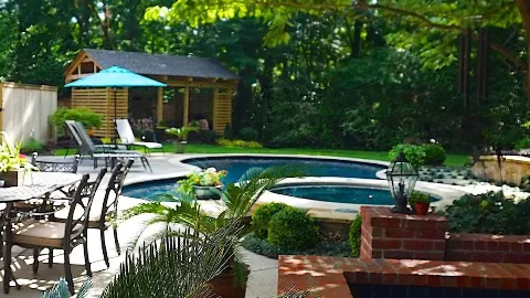 Covenant Pool And Landscape in Memphis