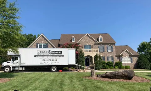 Miracle Movers Charlotte photo 1