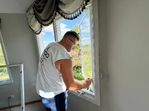 Argo Glass & Windows DMV photo 1