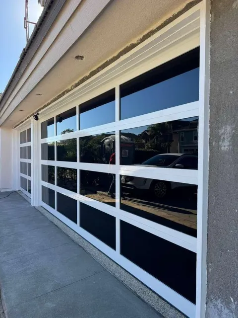 Neighborly Garage Door Pros in Pasadena