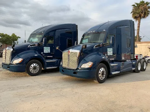 Arencibia Trucking Inc photo 1