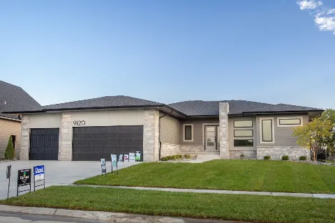 Element Homes photo 1
